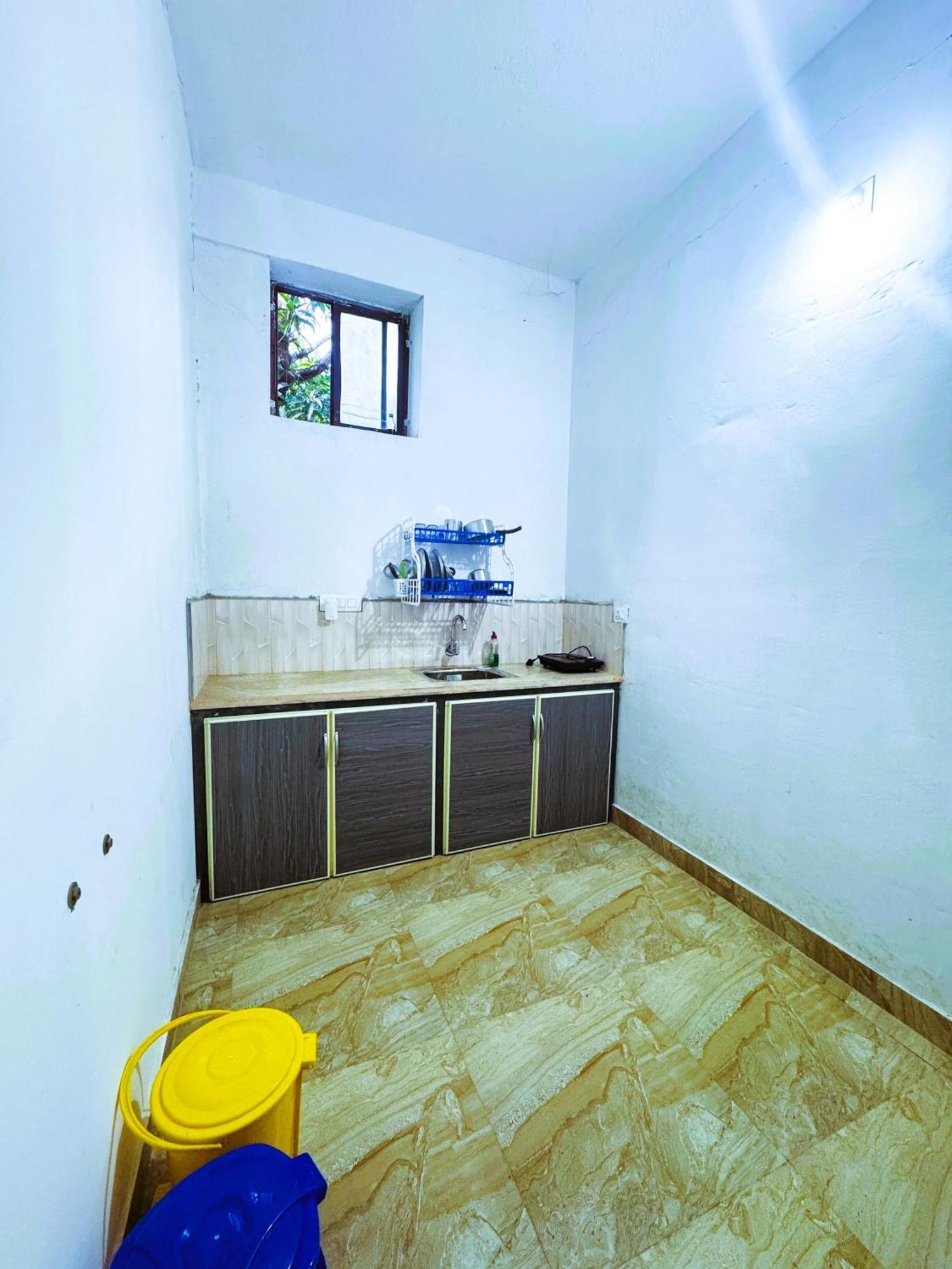 Vcs Apartments Parassinikadavu Parassinikkadavu Exterior photo